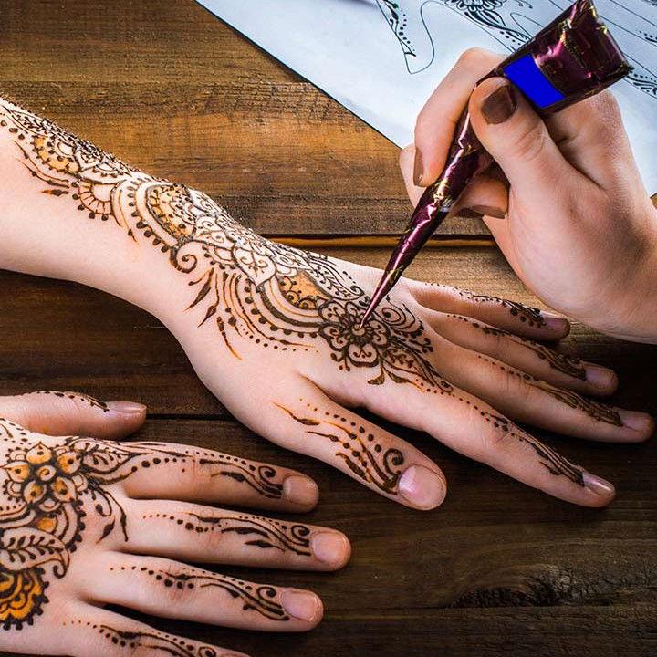 Mehndi by Pinky and Devangi